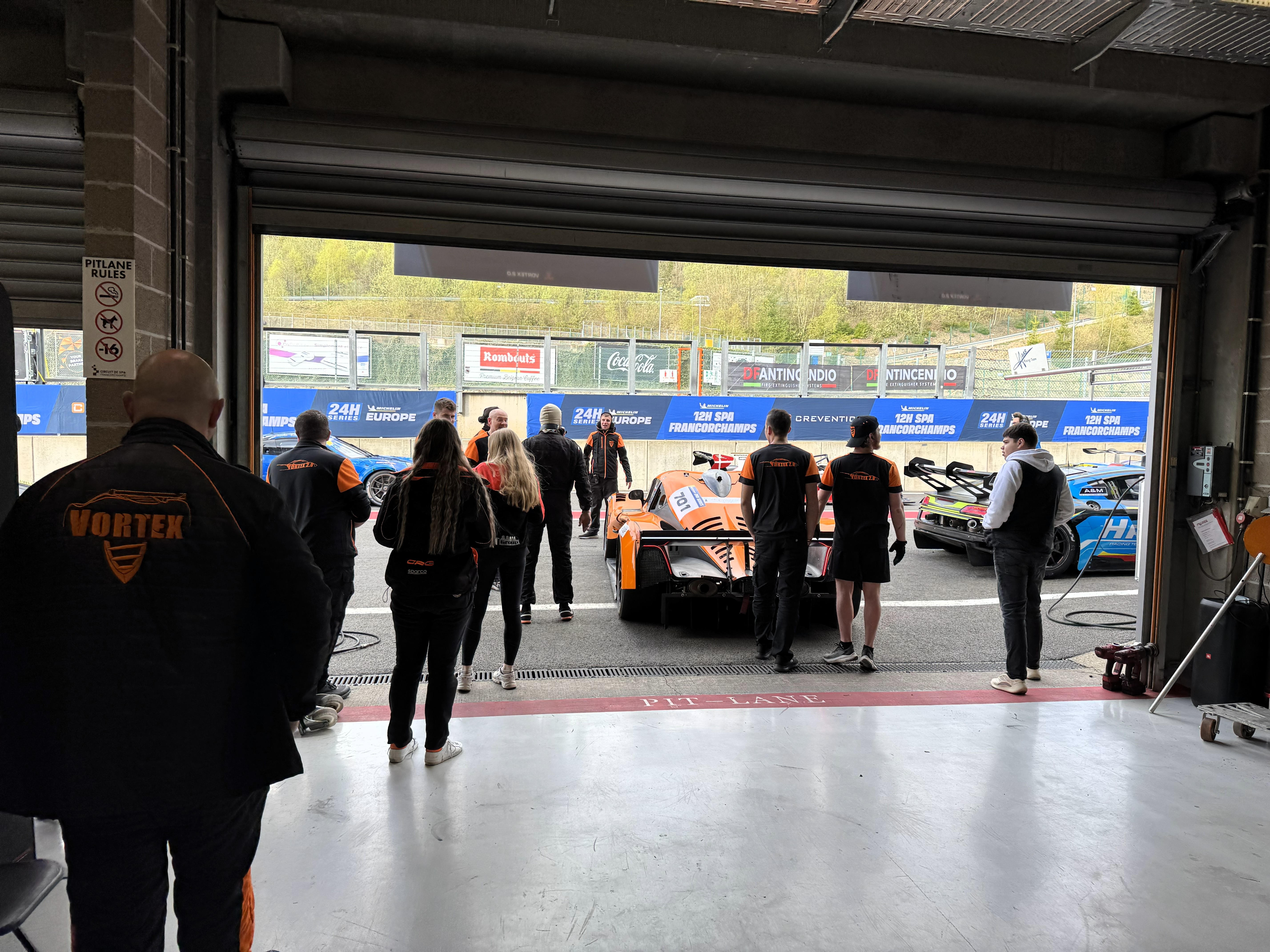 Les stands Vortex aux 12 Heures de Spa